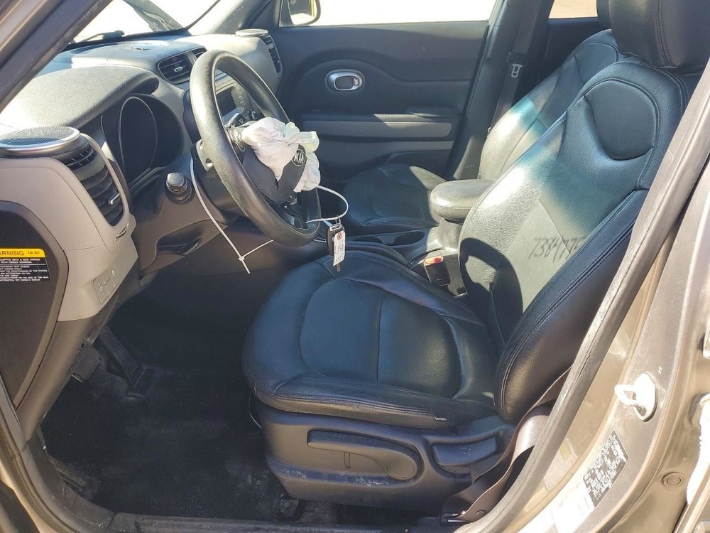 Fuse Box Engine Fits 14 SOUL 5010970