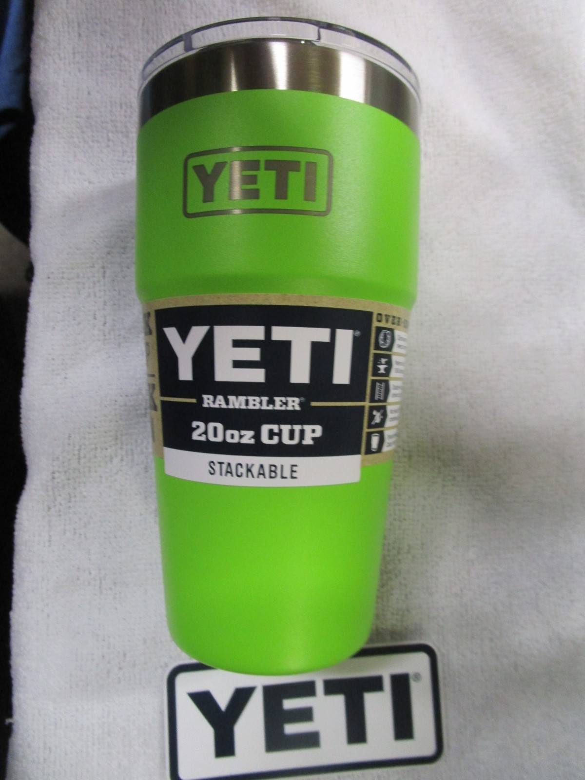 NEW   YETI Rambler 20 oz Stackable Tumbler with MagSlider Lid  VENOM