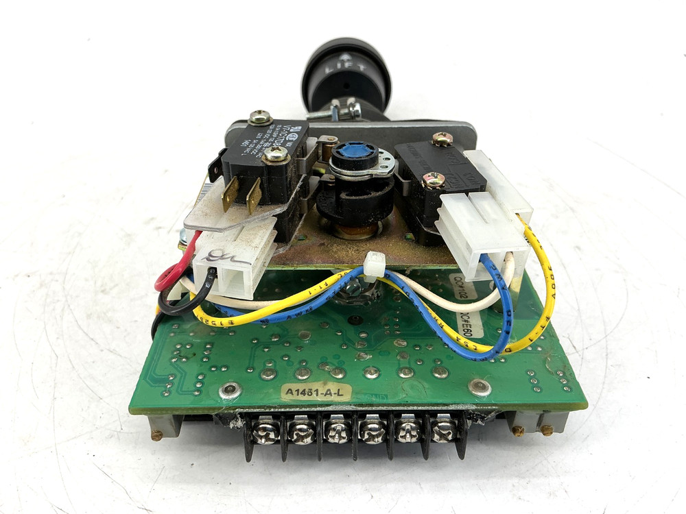New OEM Controls EMS4M4827 Joystick Controller Single Axis XE85404 - No Box
