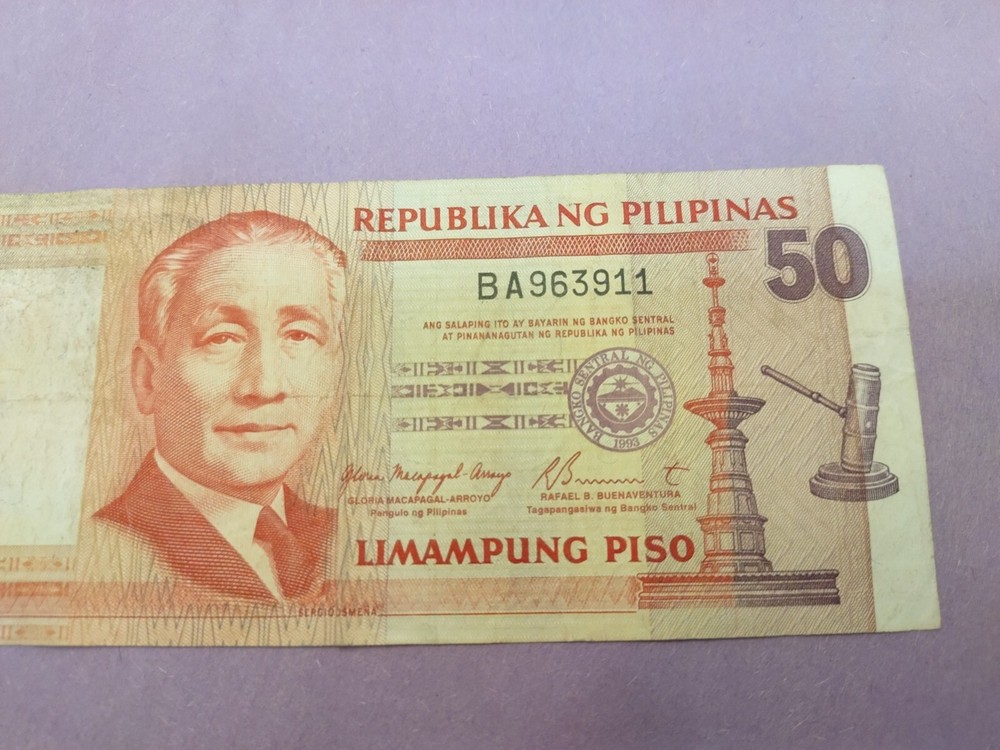 Philippines 50 Piso 2002 BA963911