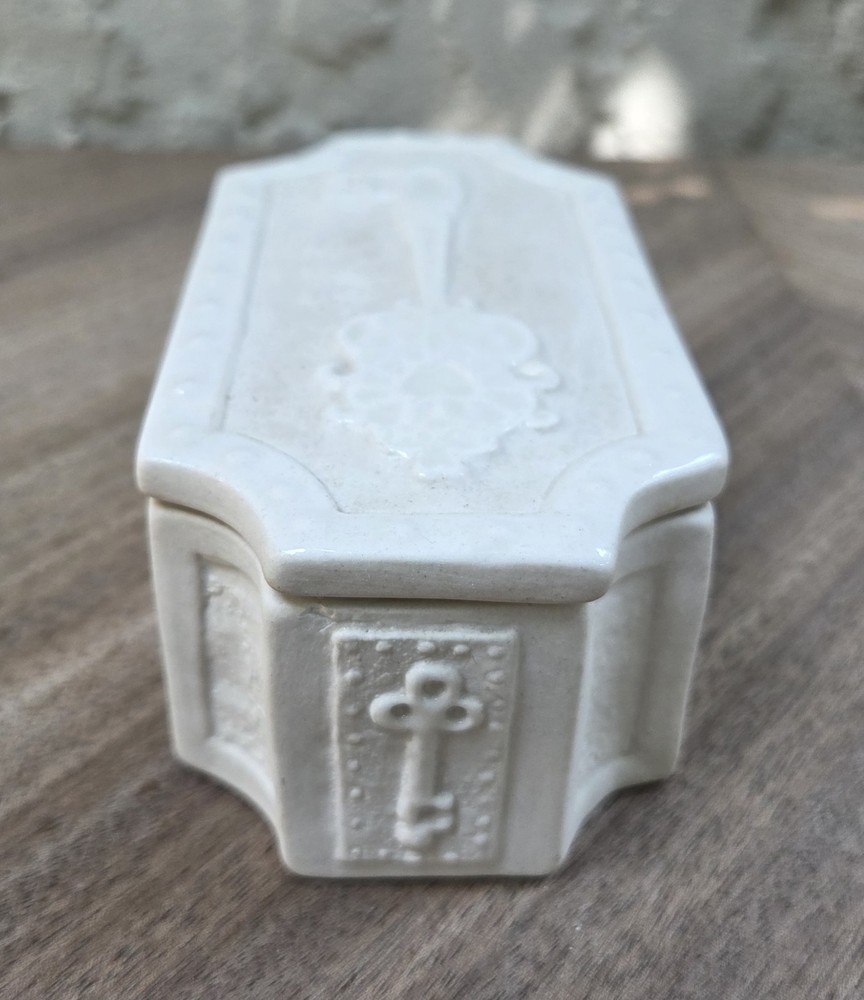 Jonathan Adler Ceramic Key Box