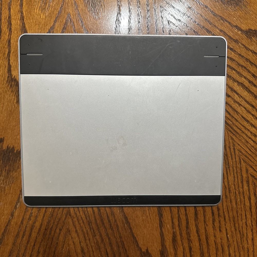 Wacom CTH-680 Intuos Medium Creative Untested
