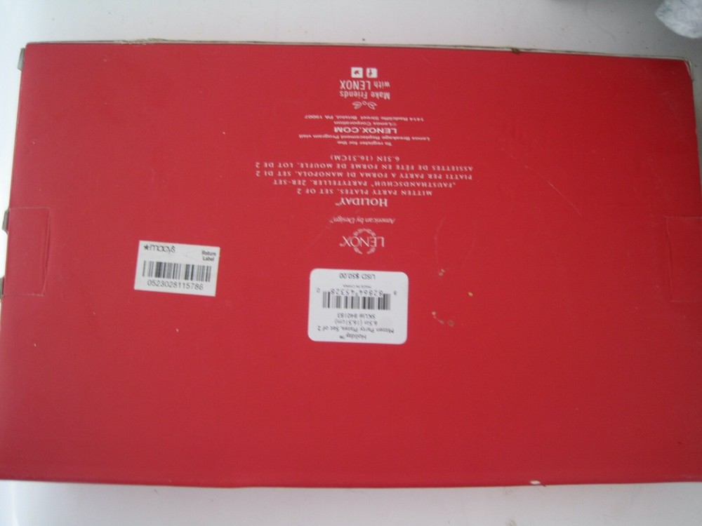Lenox Mitten Hand Party Plates Set 2 NIB