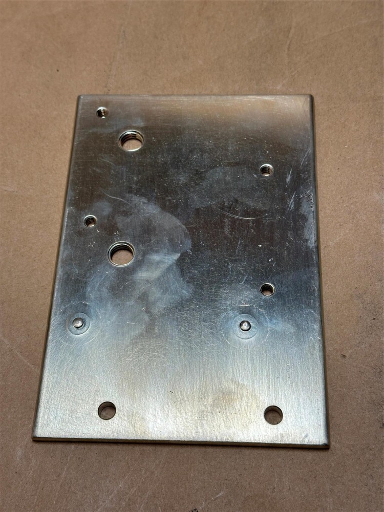 Square D I-Line Breaker Panelboard Copper Bar Solid Neutral Nut Plate HCW12SN