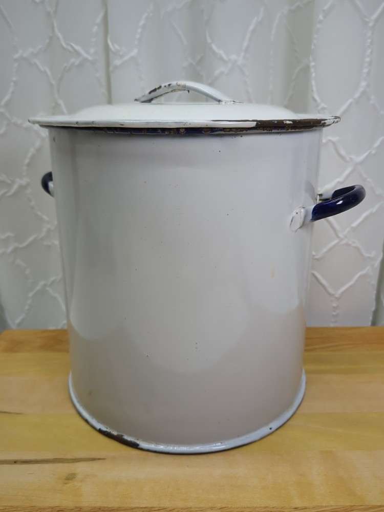 Enamelware Flour Pot