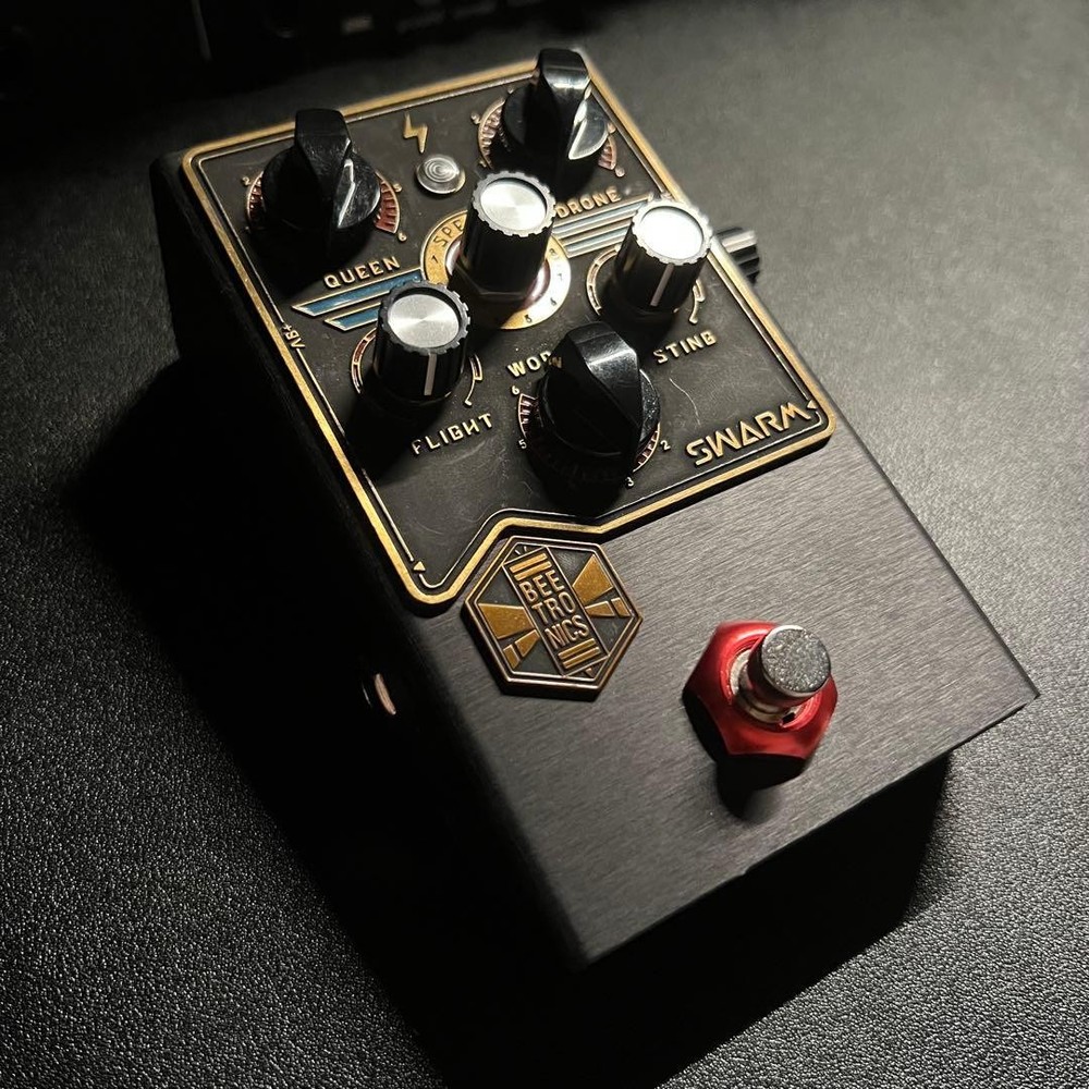 Beetronics SWARM Fuzz Overdrive (Excellent Condition)