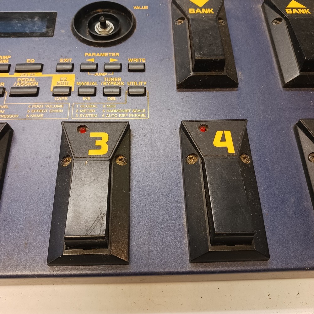 BOSS GT-3 Guitar Multi Effects Pedal Processor