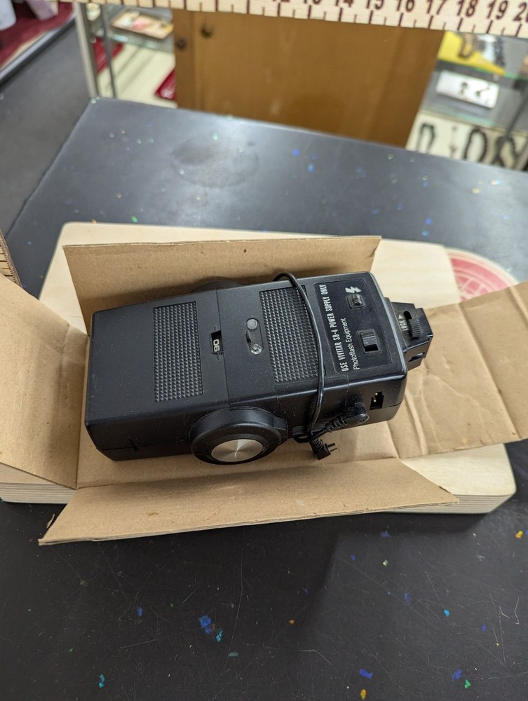 Vivitar 283 Auto Thyristor Electronic Flash With Box Not Tested