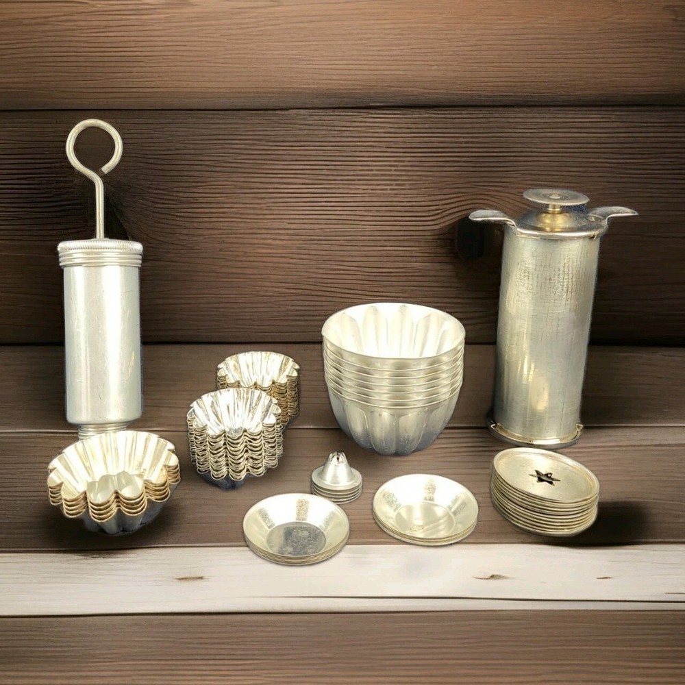 Vintage Metal Cake Decorating Set