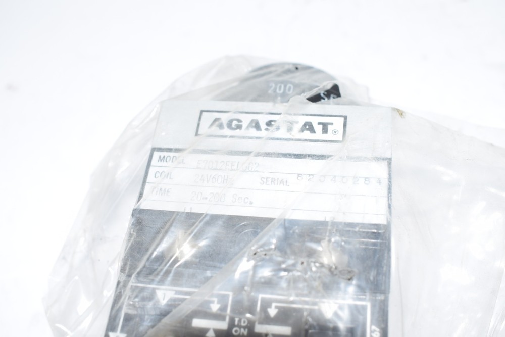 NEW Agastat E7012EEL002 Time Delay Relay 24V 20-200 Sec.