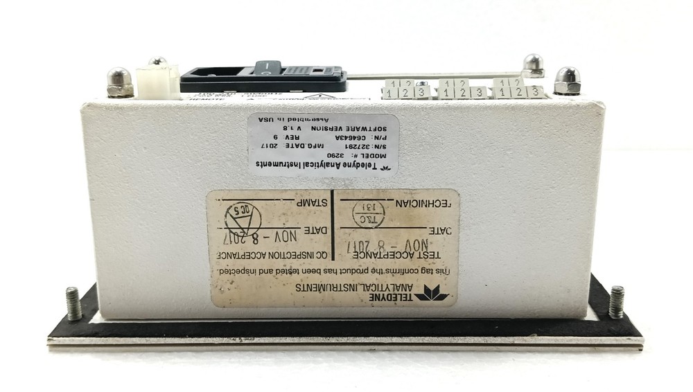 TELEDYNE ANALYTICAL MODEL 3290 PERCENT OXYGEN ANALYZER C64643A WITH SENSOR UNIT