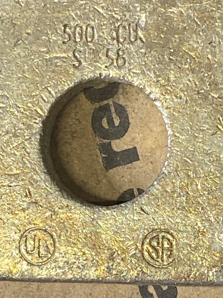 One Tin-Plated Copper Compression Lugs (500 cu 558)