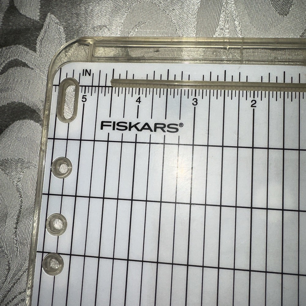 Fiskars Paper Cutter Blade Style Cutting Board School Muti Type Ring Binders
