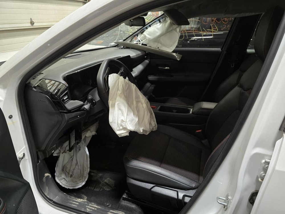 Camera/Projector New Style Camera Front Windshield Fits 25 KICKS 1547778