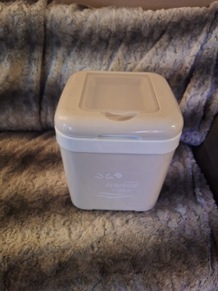Snap On 10 Quart Cooler
