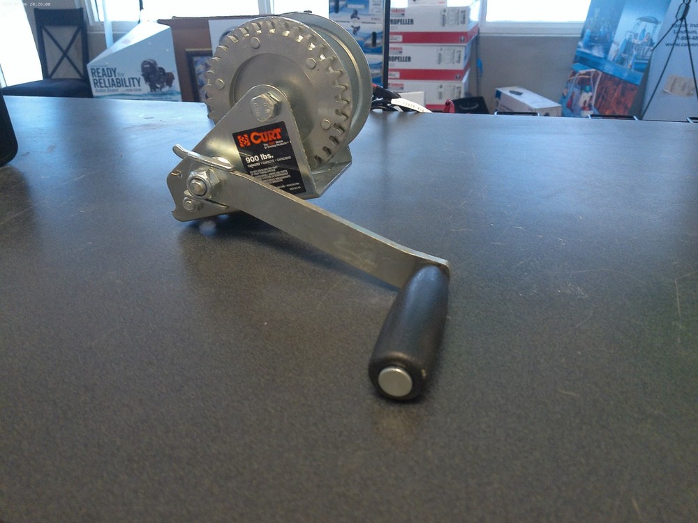Curt 29423 900lb Trailer Winch