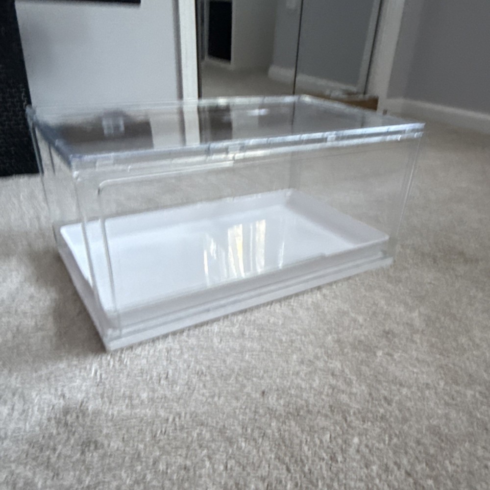 Clear Plastic Case Tray for Storage and Display, White (designed for Hats)