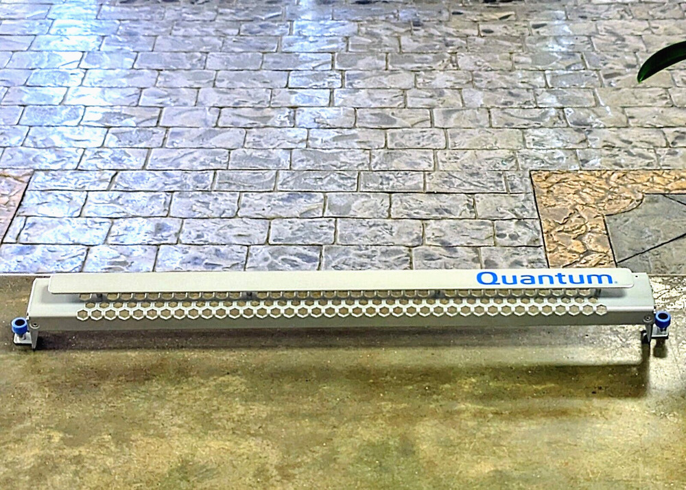 Quantum DELL Server Rack Replacement Steel Bezel 50MG8 050MG8