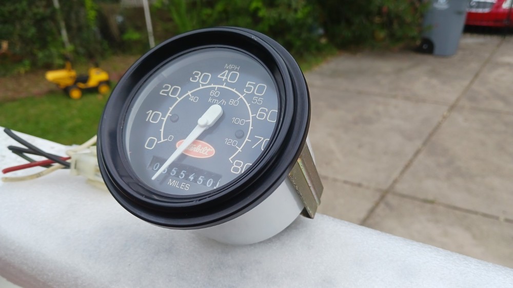Peterbilt 379 Electronic Speedometer, 355k miles
