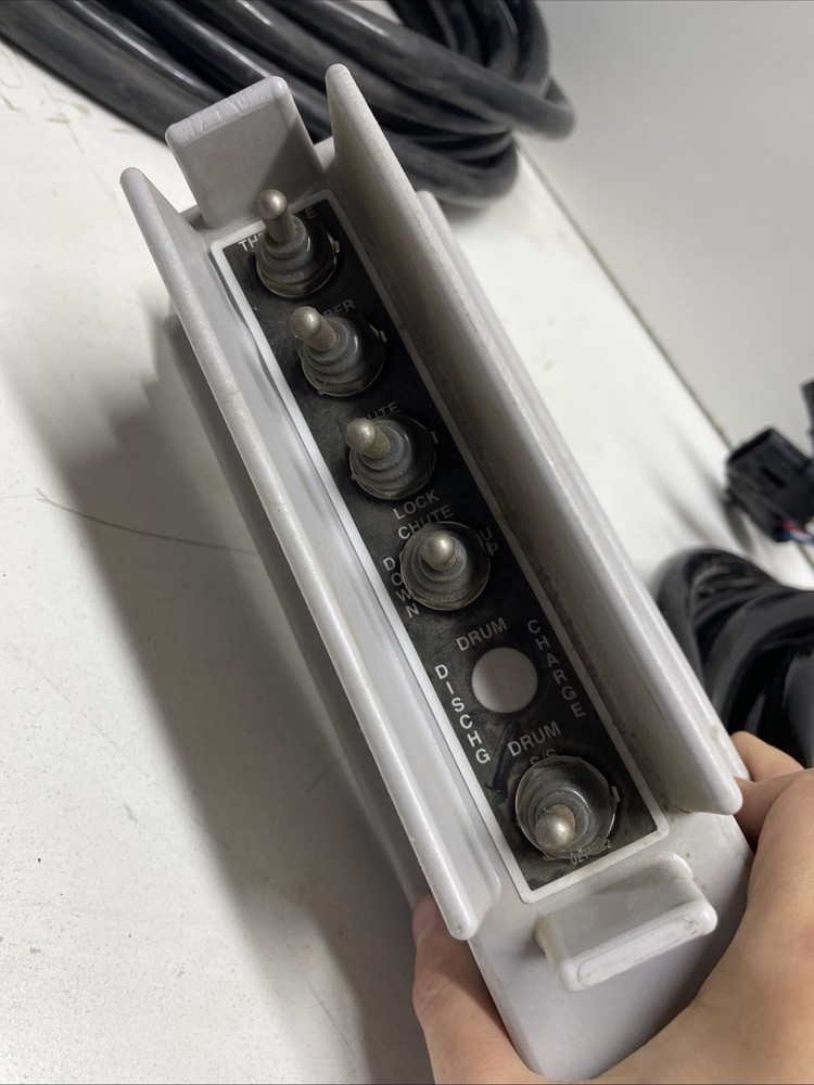 McNeilus 1140688 5 Toggle Pendant Mixer Controller #1403