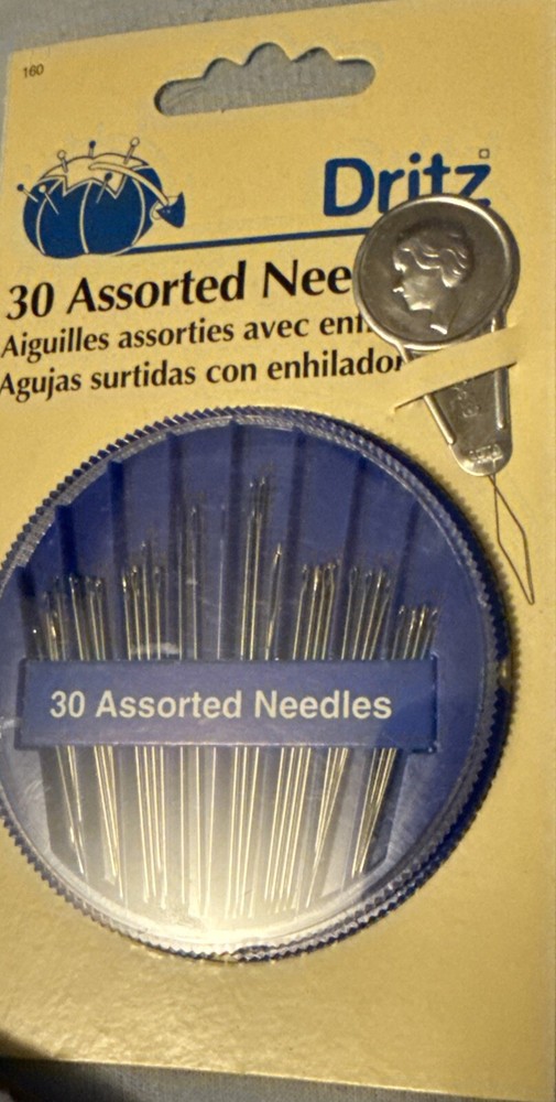 Dritz 30 Assorted Needles Plus Needle Threader NEW