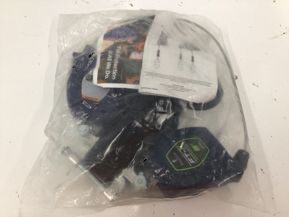 Falltech 82808Tp3 Ft-X Self Retracting Lifeline, 8 Ft. Length, Quick-Connect