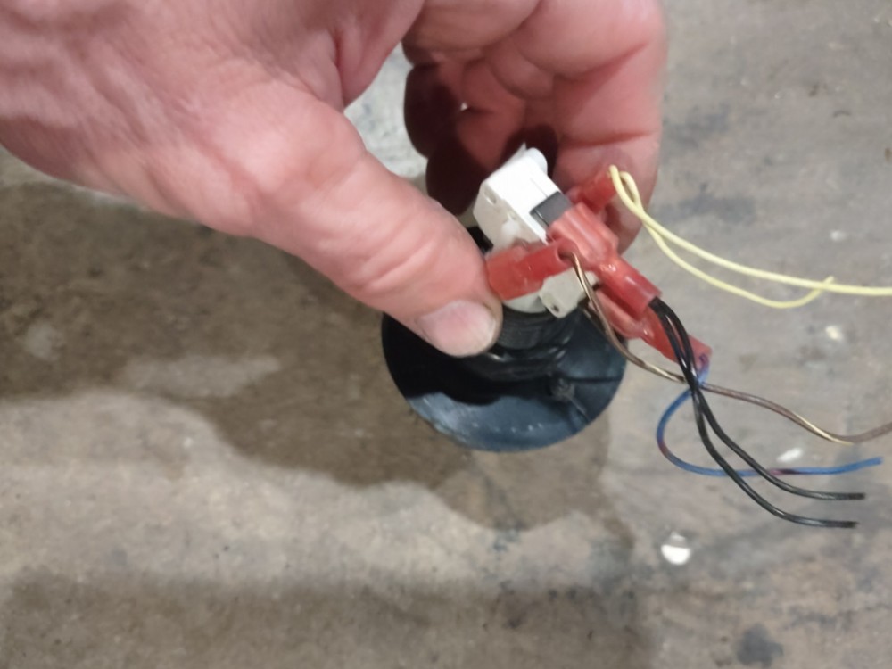 acme crane 35 in. arcade redemption button #214