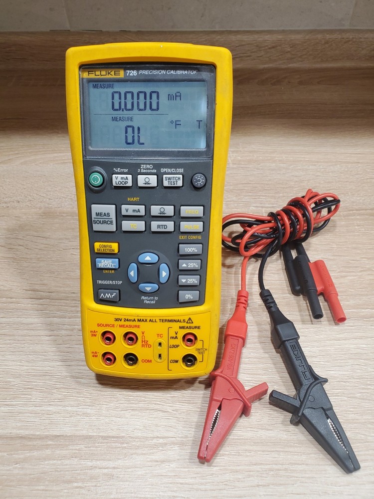 Fluke 726 Precision Multifunction Process Calibrator