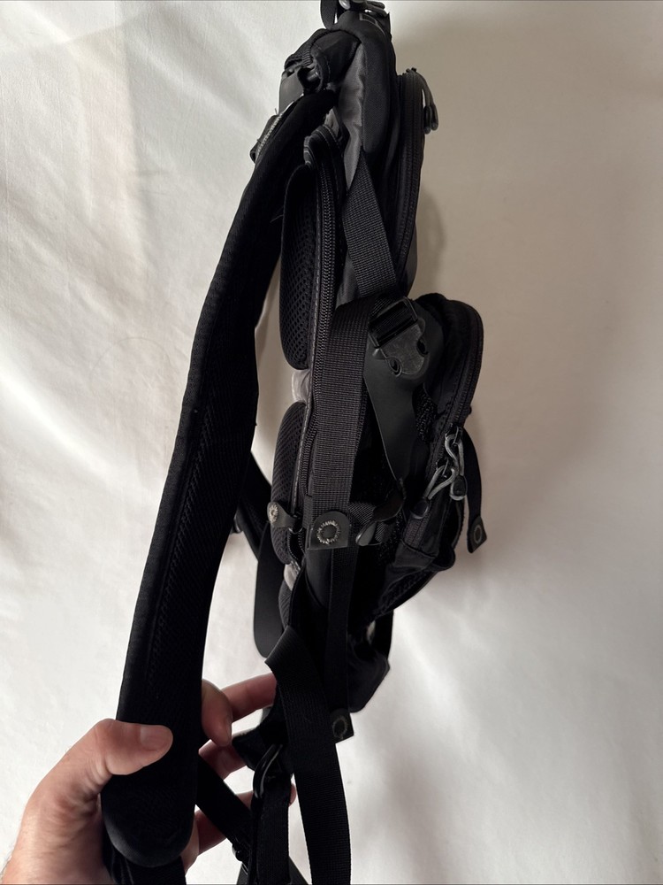 Camelback M.U.L.E. Hydration Hiking Black Backpack *No Bladder*