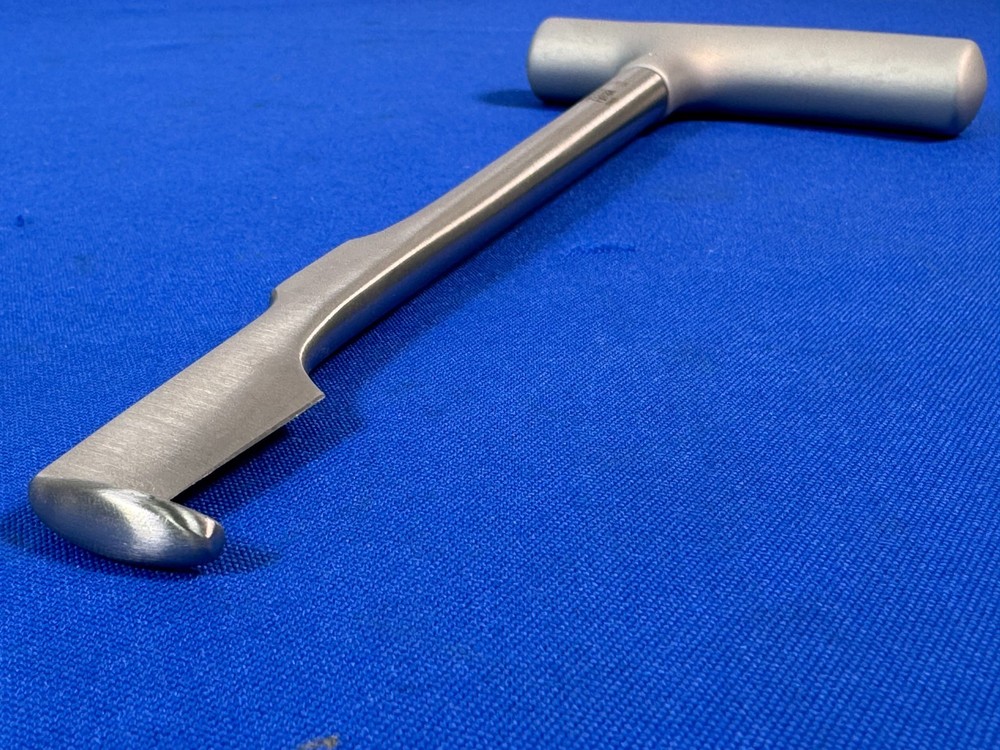 Aesculap FB918R Lebsche Sternum Chisel