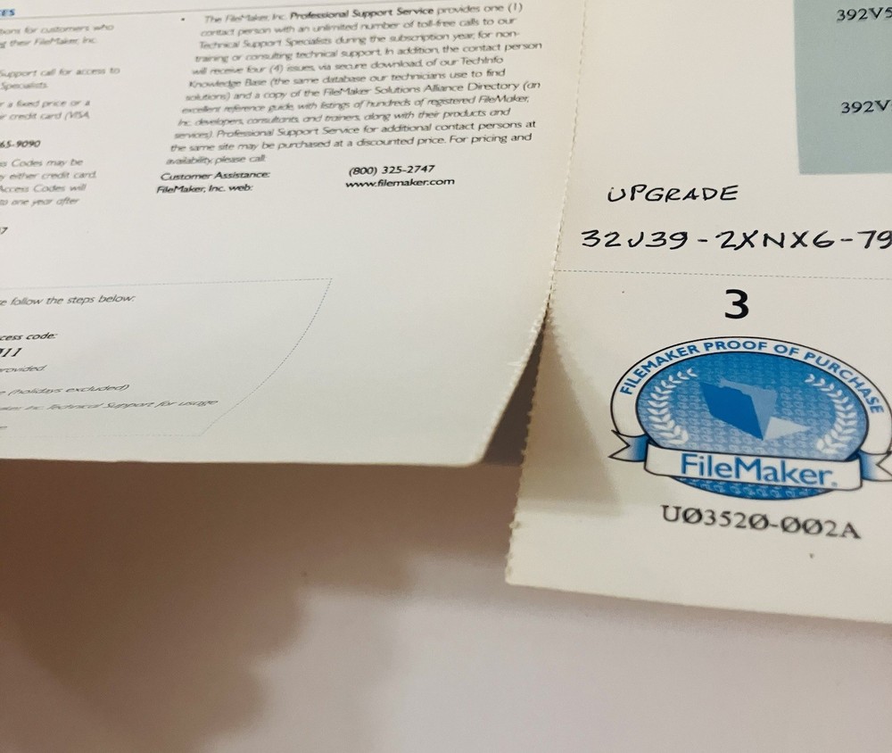 FileMaker Pro 7 Upgrade Retail Box 2004 Mac/Win Multilingual Complete