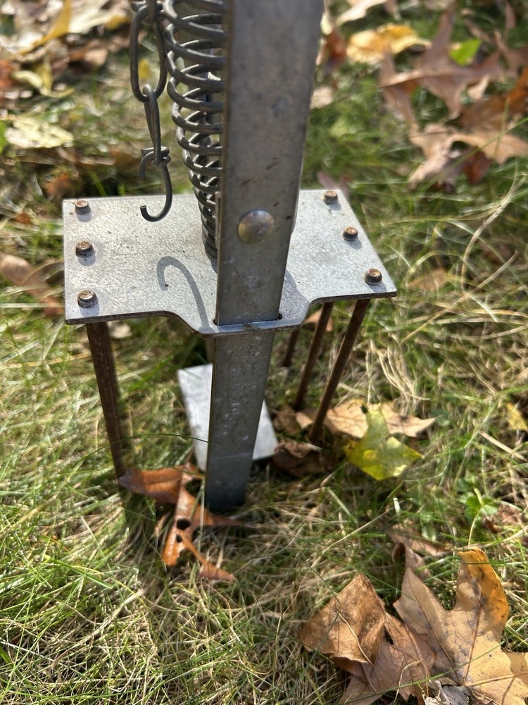 Victor Plunger Mole Traps