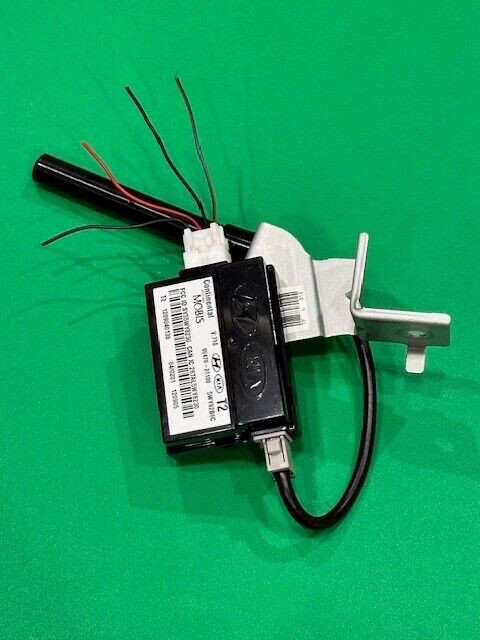 2011-2015 KIA OPTIMA  KEYLESS ENTRY ANTENNA RECEIVER MODULE UNIT OEM 95470-2T100