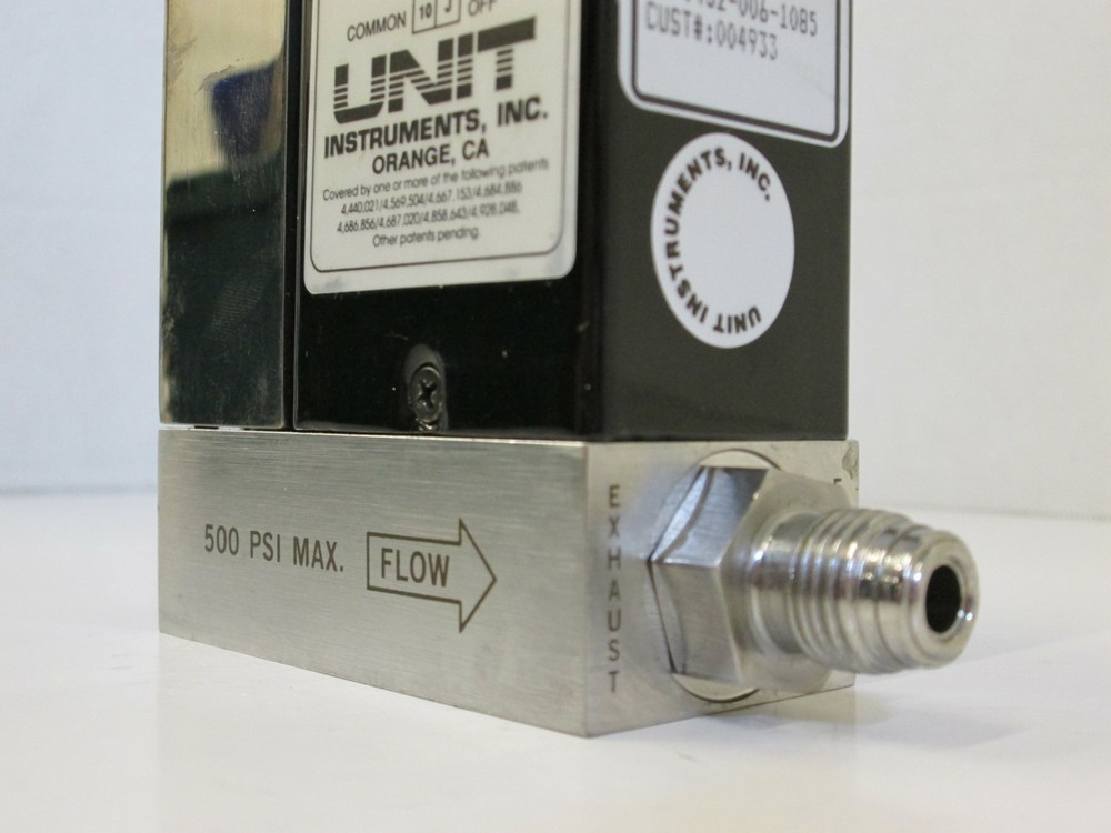 Unit UFC-1400A Mass Flow Controller, BCL3, 20 SCCM