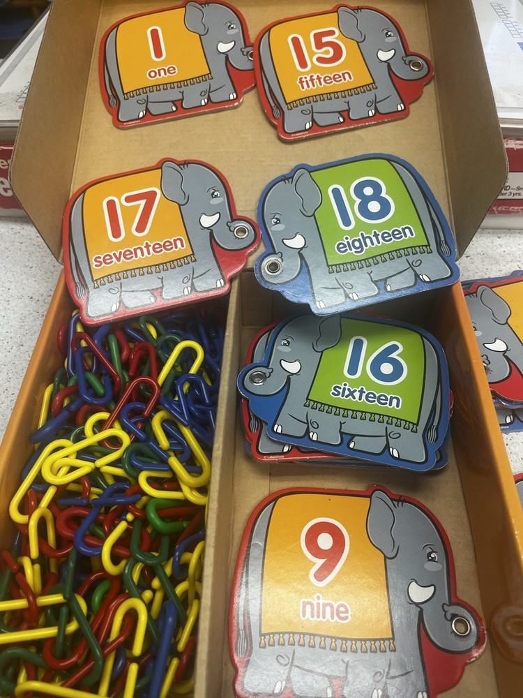 Lakeshore Count & Link Activity Kit - Tactical Activity For Hands-on Learners