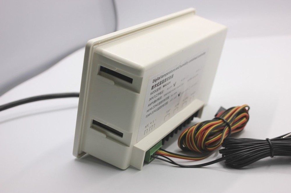 AC220V Digital Temperature And Humidity Controller Incubator Thermostat W sensor
