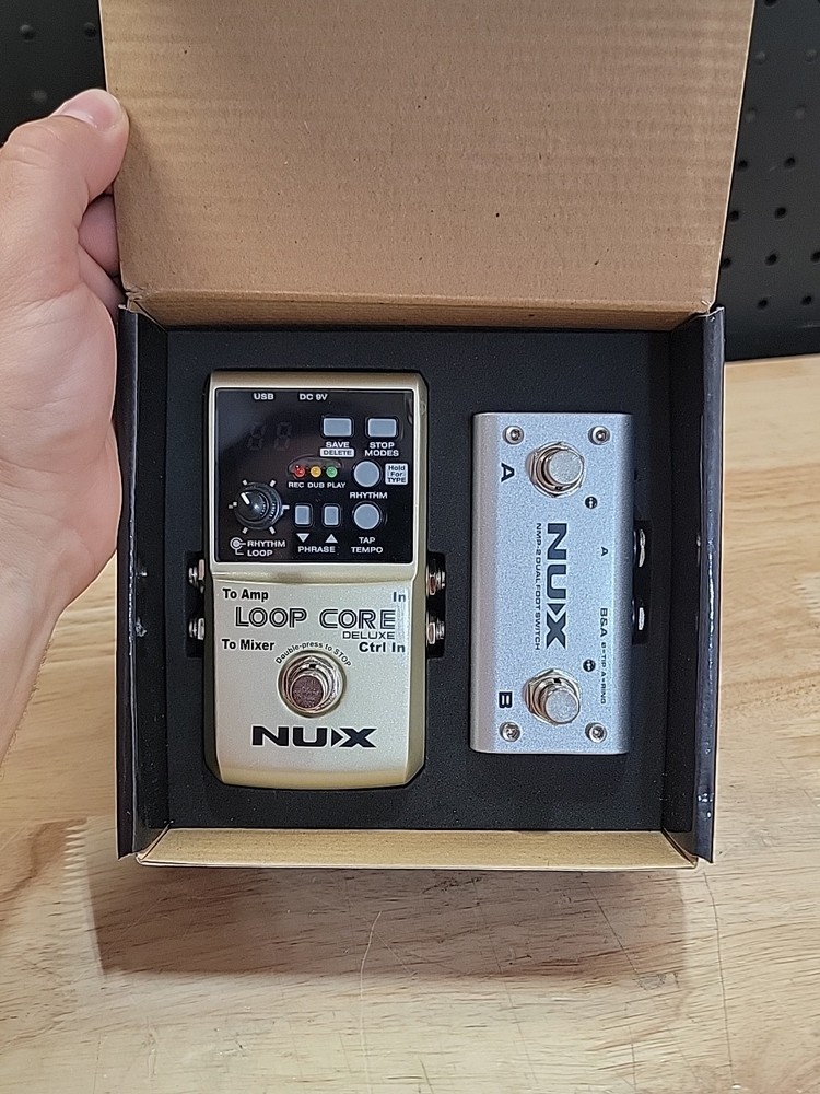 NUX Loop Core Deluxe Bundle includes Dual Foot switch 24 Bit BRAND NEW!