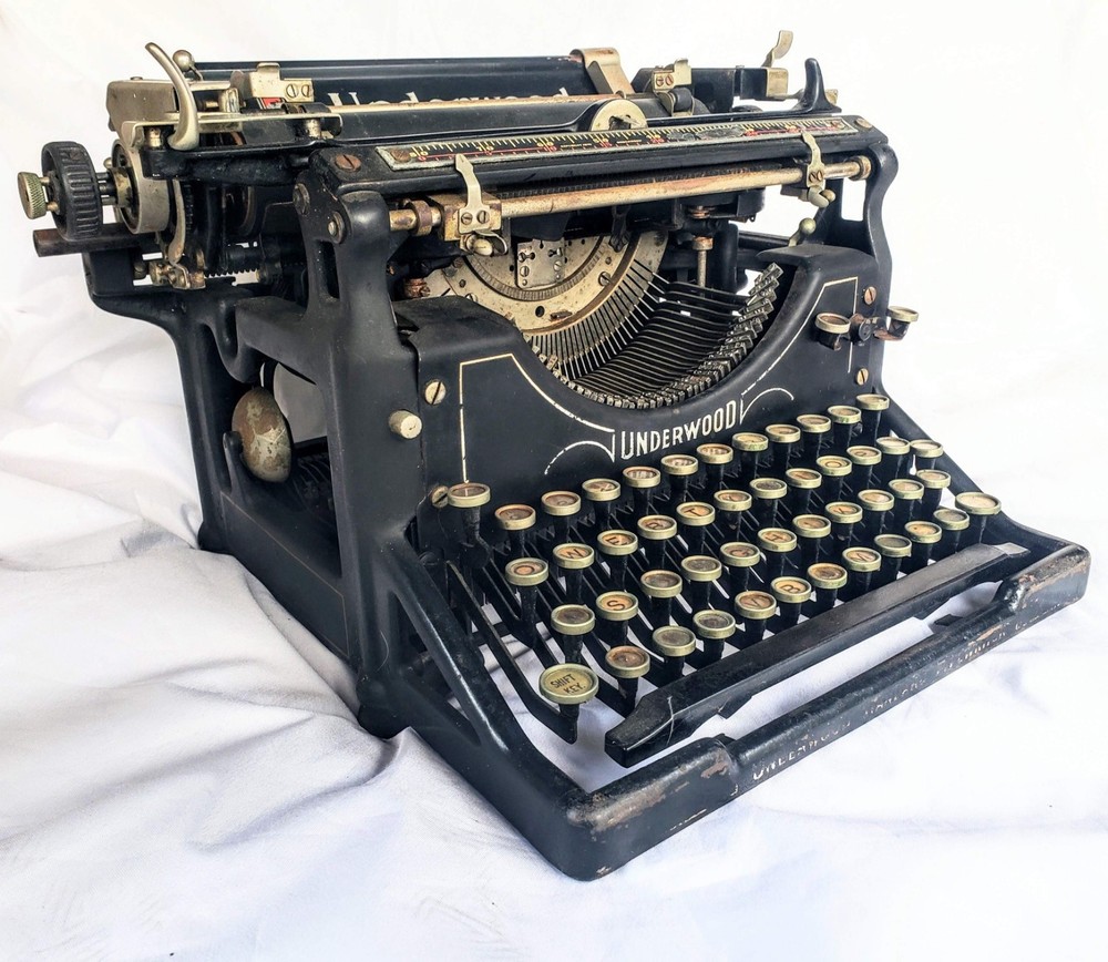 Underwood No. 5 Standard Typewriter