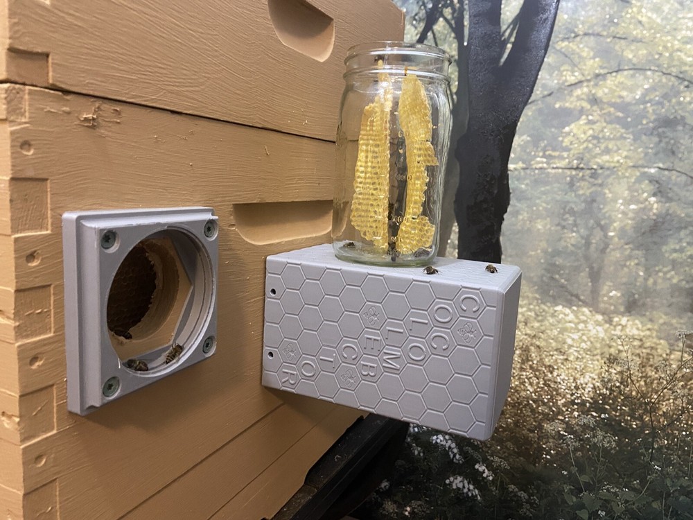 Universal Beehive Comb Collector  Mason Jar Attachment