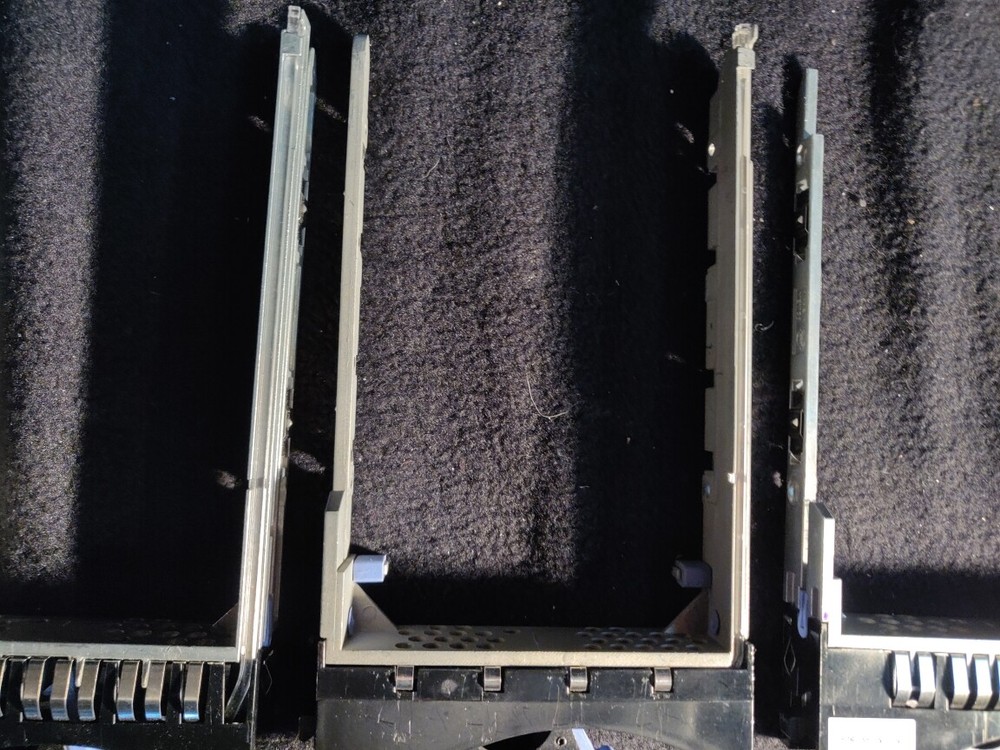 4 server rack caddy brackets