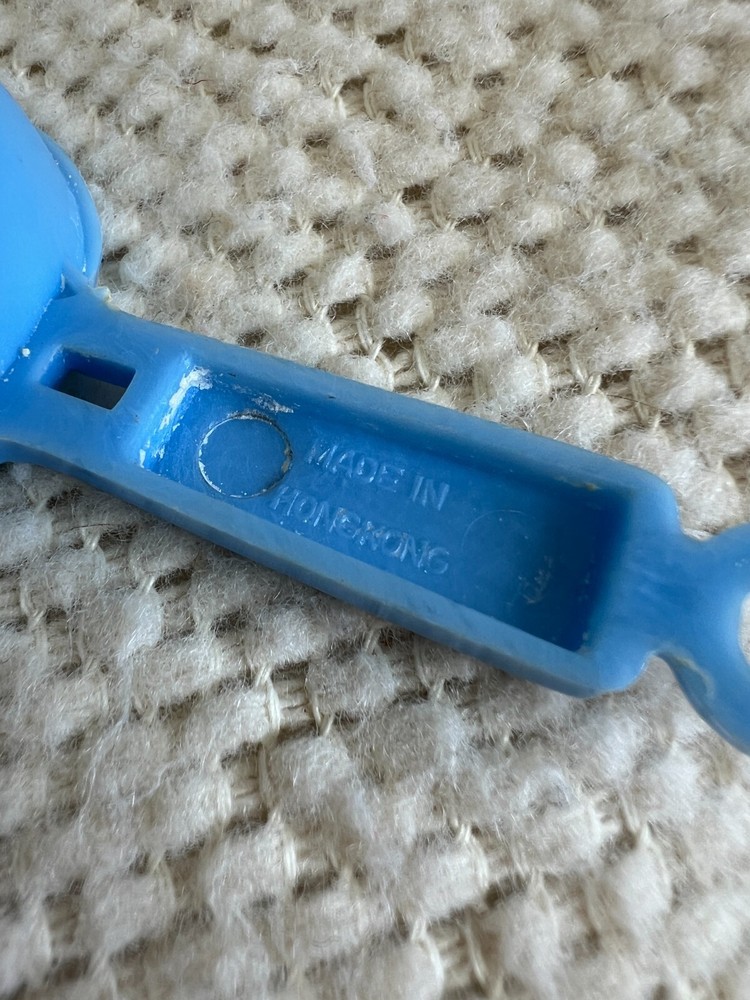 Lustro-wave and Other Plastic Scoops