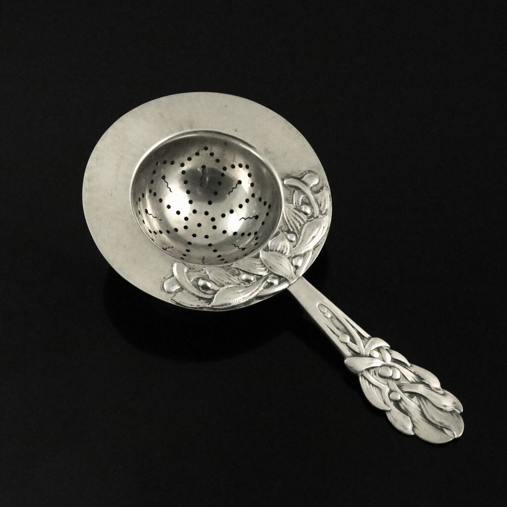 Heimbürger Silver Tea Strainer - Mistletoe / Mistelten