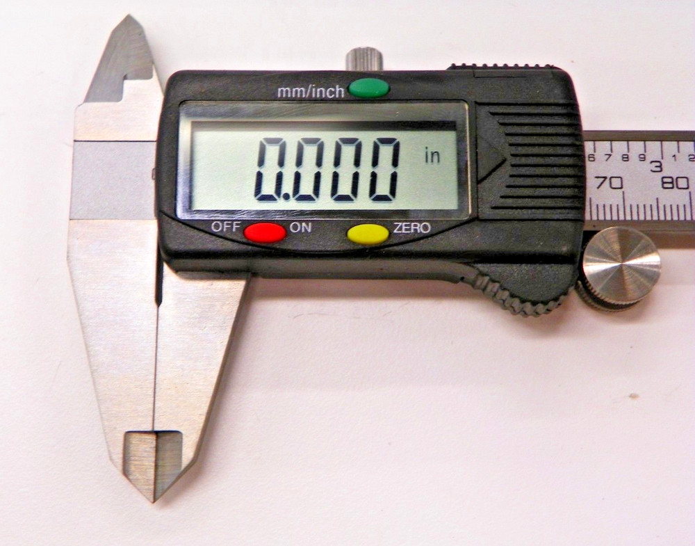 6" (150mm) DIGITAL CALIPERS & DEPTH GAGE A025