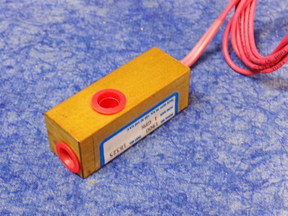 Thomas Products Flow Switch Model 1900 Part# 18325