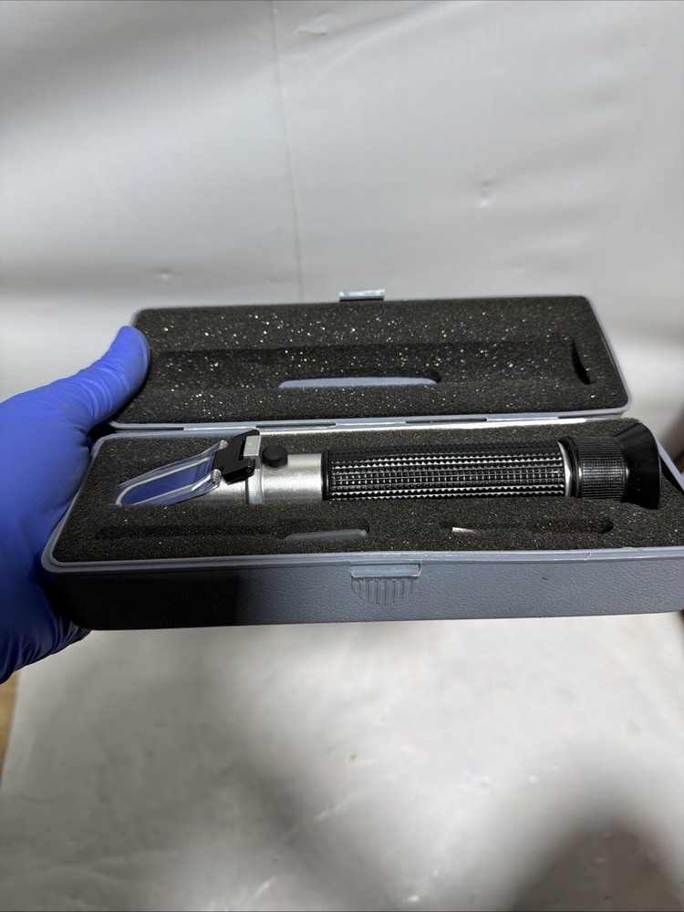 Vee Gee A366ATC Portable Refractometer – Handheld – ATC
