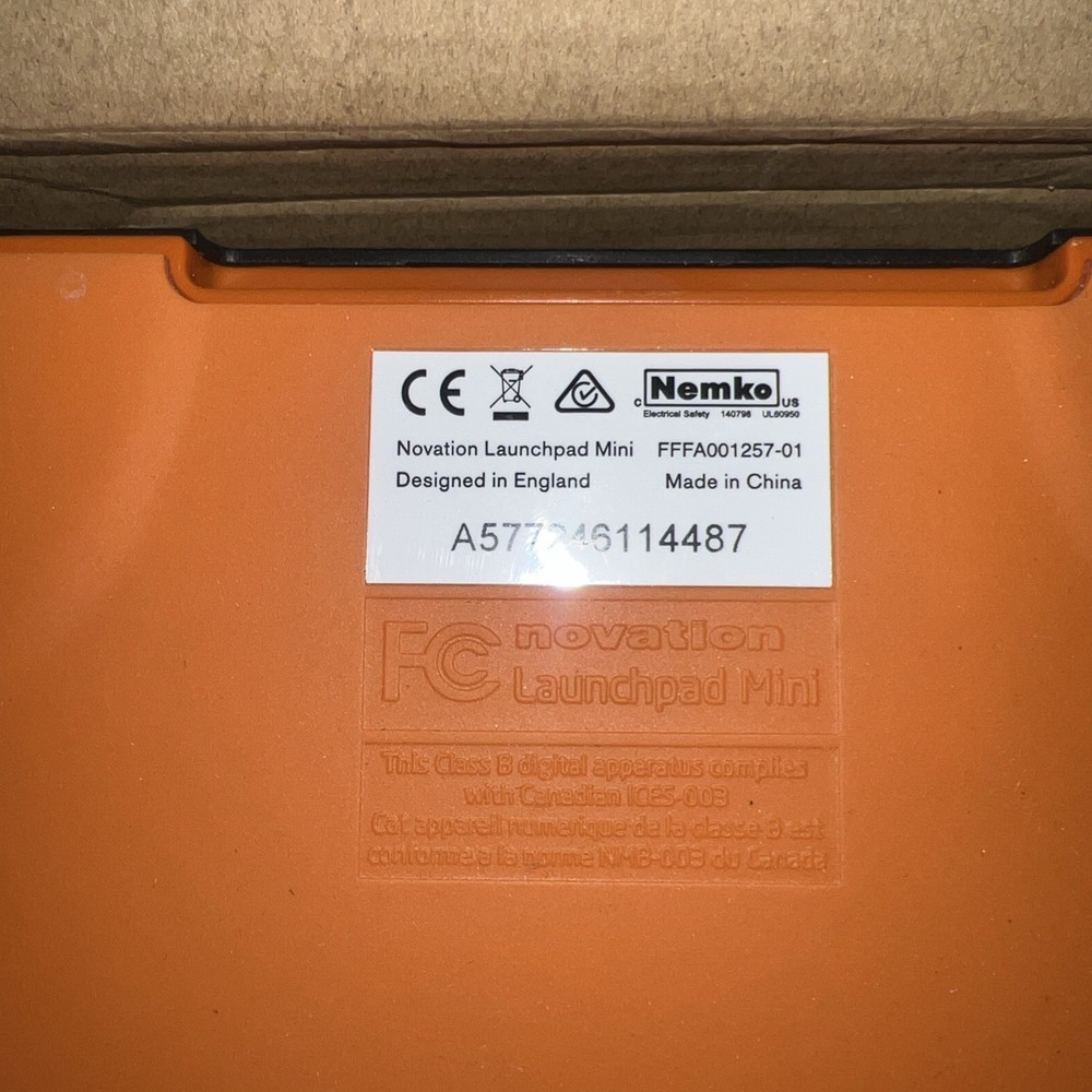 Novation Launchpad Mini Mini Grid Controller