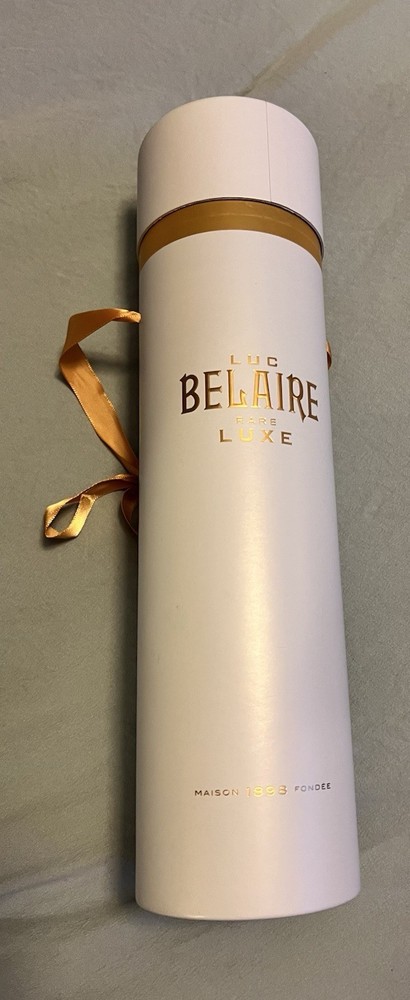 Empty Cylindrical Box With Top. White /gold