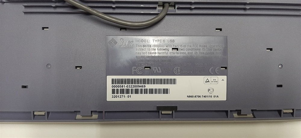 Sun Microsystems 320-1271 Type 6 USB Kyeboard - US Layout