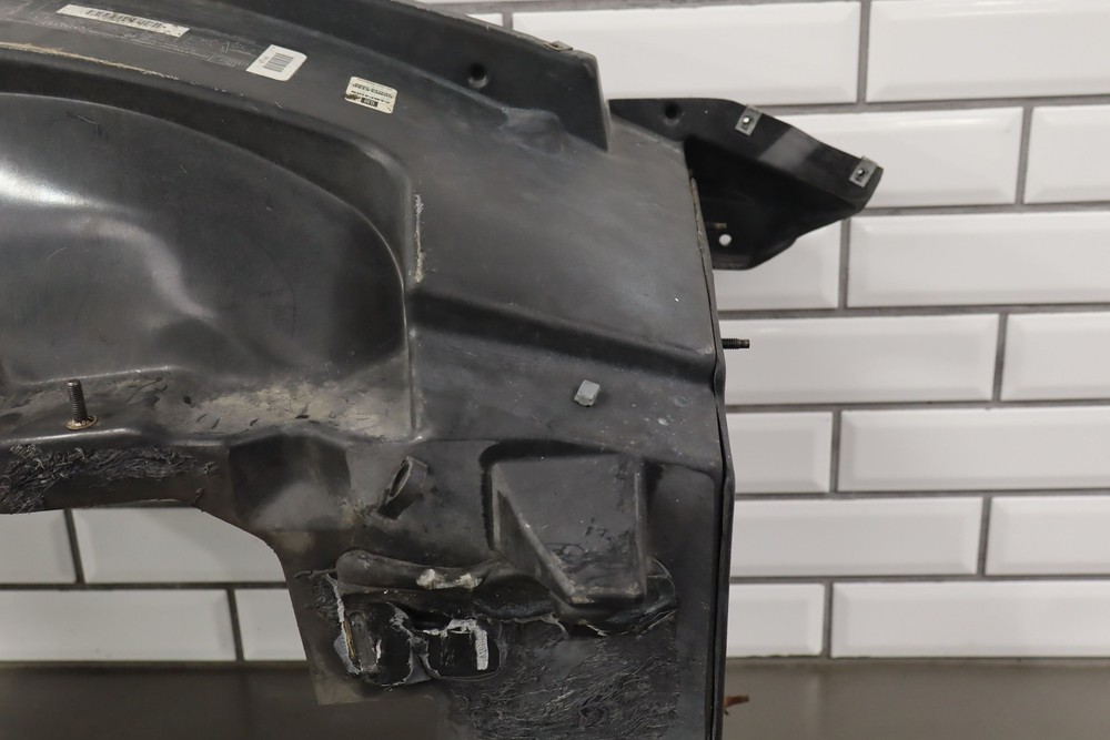 1997-2004 C5 Corvette Left Driver Front Inner Fender Structure *Damaged*