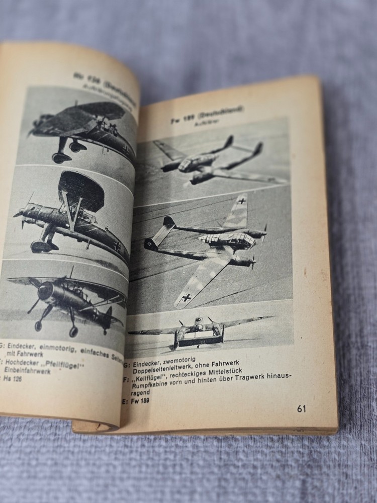 WW2 German Aircraft Identification Manual - Missing Cover 1943